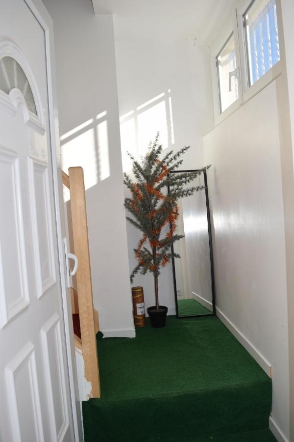 Appartement La Joie Dans Quartier Chic Pibrac ภายนอก รูปภาพ